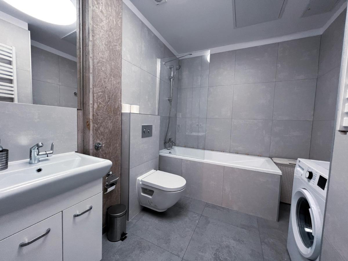 Mojemiedzyzdroje Lu 7B - Luksusowy Apartament 100 Metrow Od Morza ภายนอก รูปภาพ